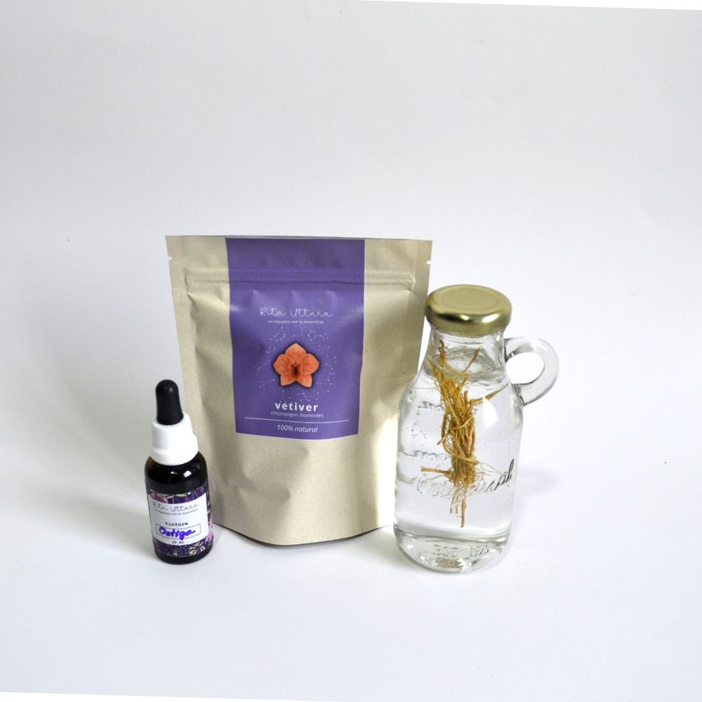 Vetiver Raíz. Potente desinfectante. Ayuda a limpiar impurezas del útero, eliminar infecciones uterinas, purificar el cuerpo femenino