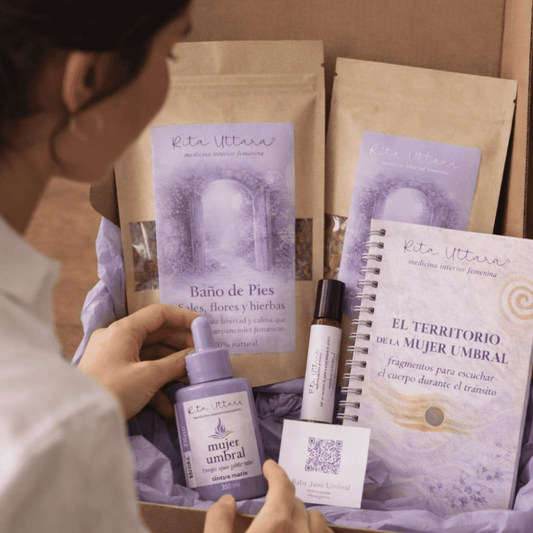 Mujer Umbral Ritual del libertad y calma para transiciones femeninas