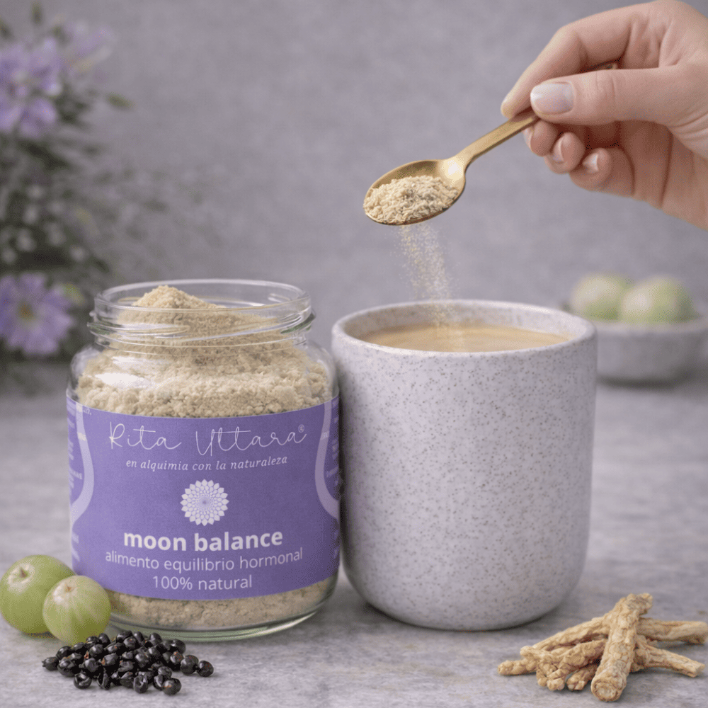 Moon balance x 100 gr. A true botanical treasure. Powdered mixture of plants, fruits, berries and flowers for women's well-being. Helps in the process of maintaining internal balance and hormonal health. Contains ingredients considered adaptogens